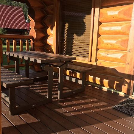 Yoho Chalets Golden Exterior foto