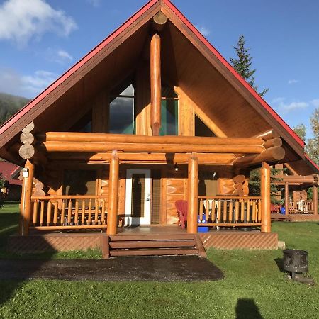 Yoho Chalets Golden Exterior foto